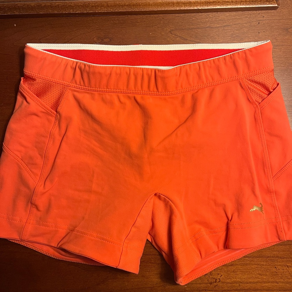 Tracksmith lane 5 shorts
